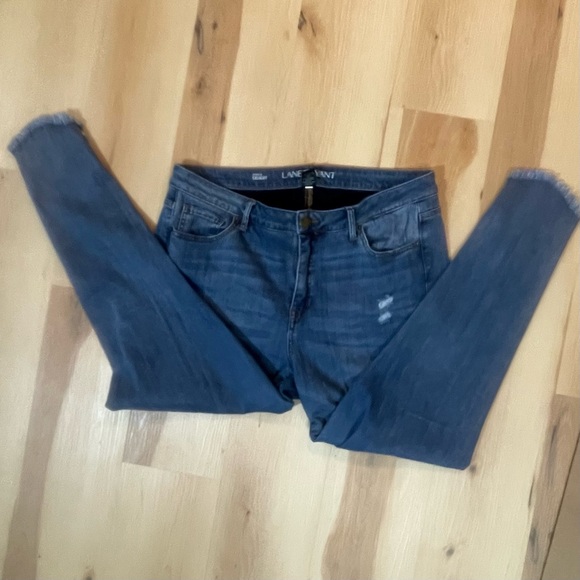 Lane Bryant Ankle Skinny Raw Hem Jeans Women’s Size 18 Blue Denim Stretch - Picture 2 of 8